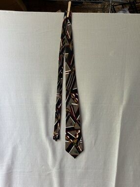 Geometric Pattern Men's Tie in Black, Brown and Cream